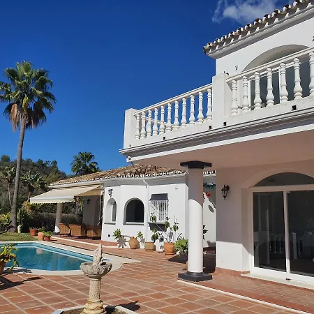 Luxurious Villa Close To Sea And Golf Marbella Exterior foto
